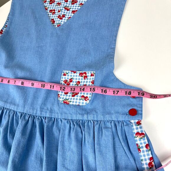 Vintage Chambray Apple Print Jumper Pinafore Dress Cottagecore Red Buttons M/L - Picture 11 of 13